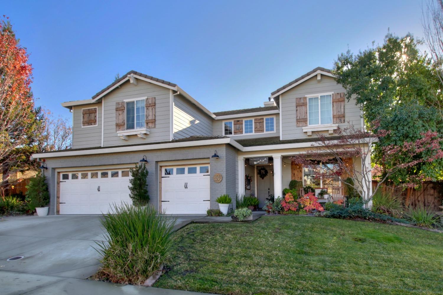 Detail Gallery Image 1 of 47 For 2297 Nolen Dr, Lincoln,  CA 95648 - 5 Beds | 4/1 Baths