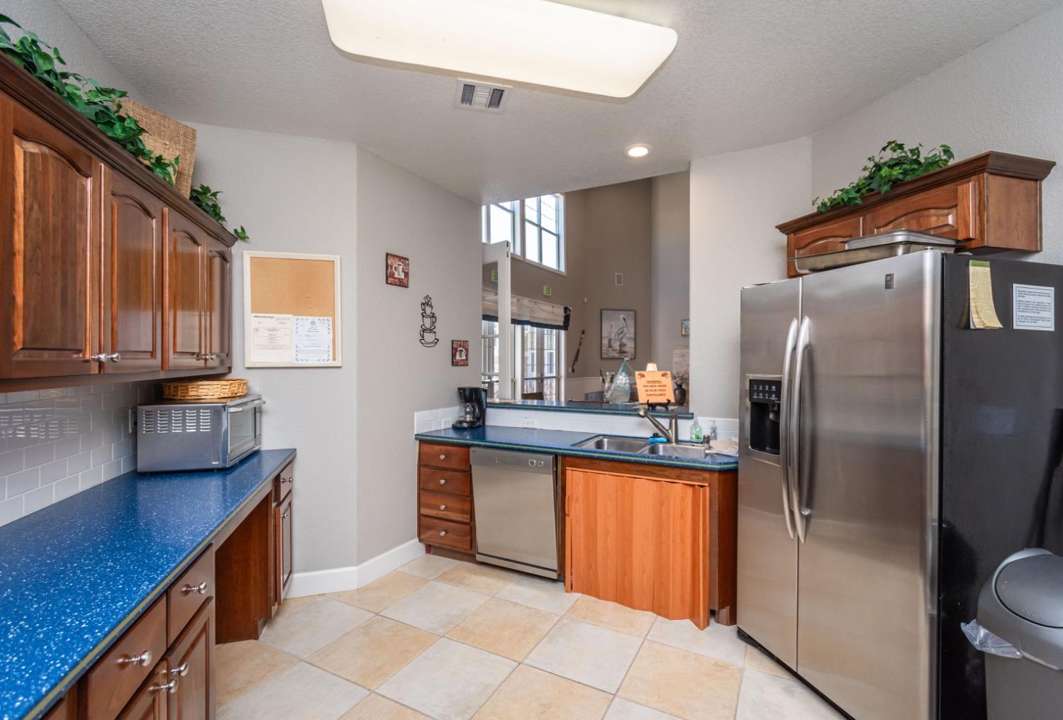 Detail Gallery Image 55 of 64 For 9640 Coney Island Cir, Elk Grove,  CA 95758 - 1 Beds | 1 Baths