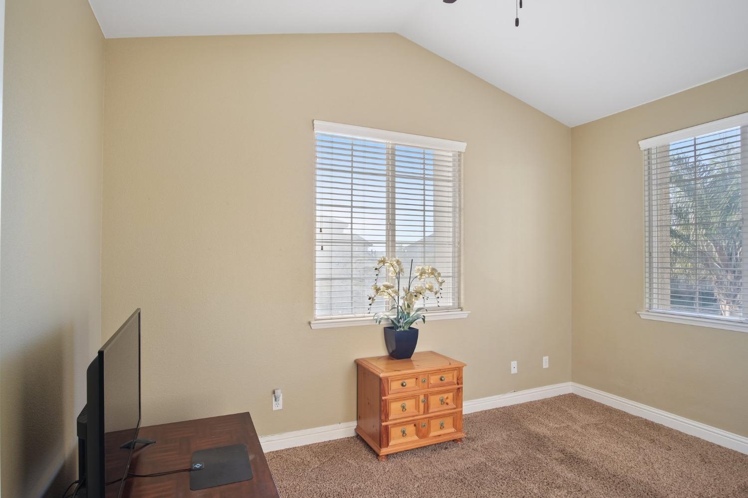 Detail Gallery Image 31 of 51 For 16834 Train Station Ct, Lathrop,  CA 95330 - 5 Beds | 3/1 Baths