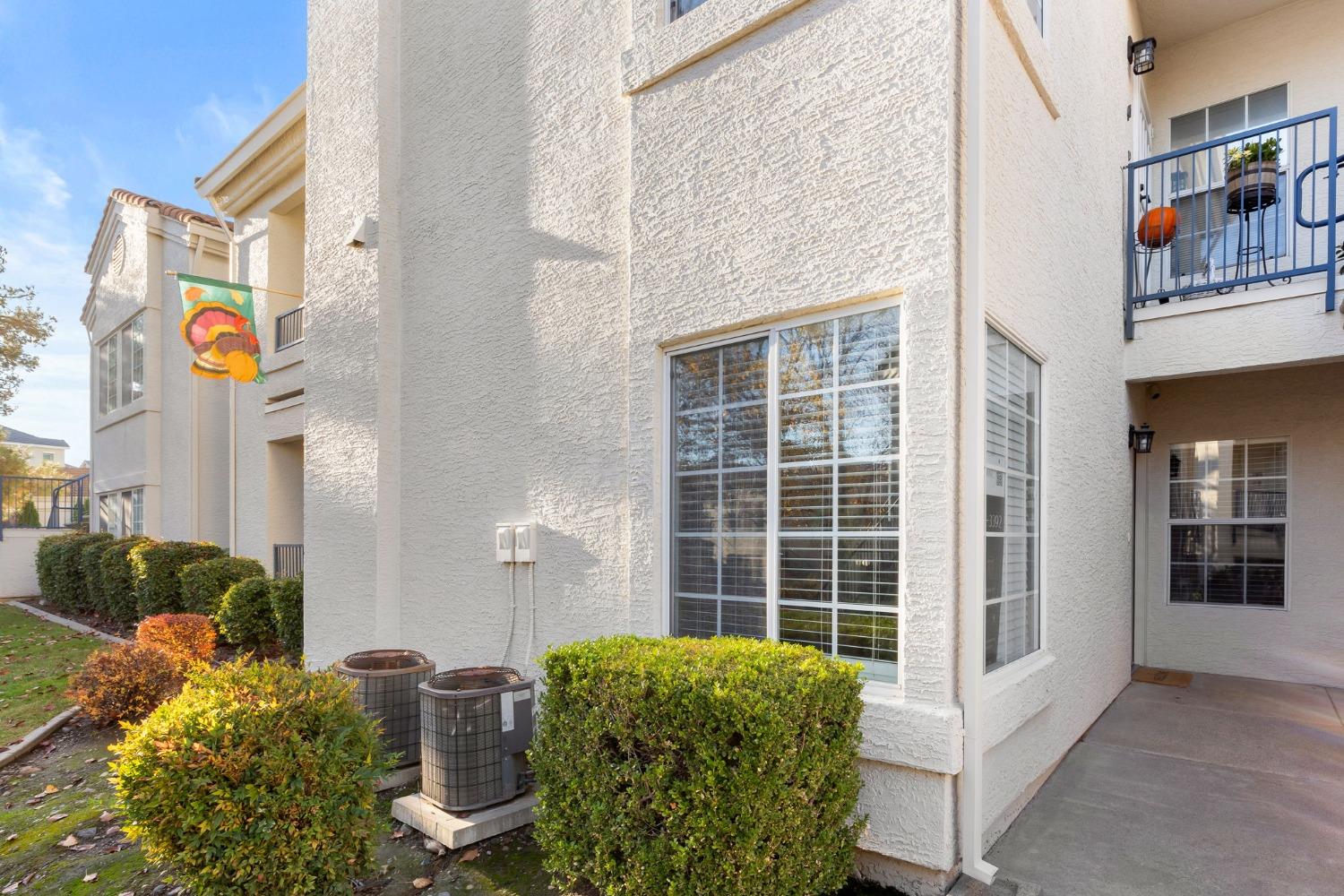 Detail Gallery Image 5 of 54 For 403 Beachcomber Dr #1020,  Rocklin,  CA 95677 - 2 Beds | 2 Baths