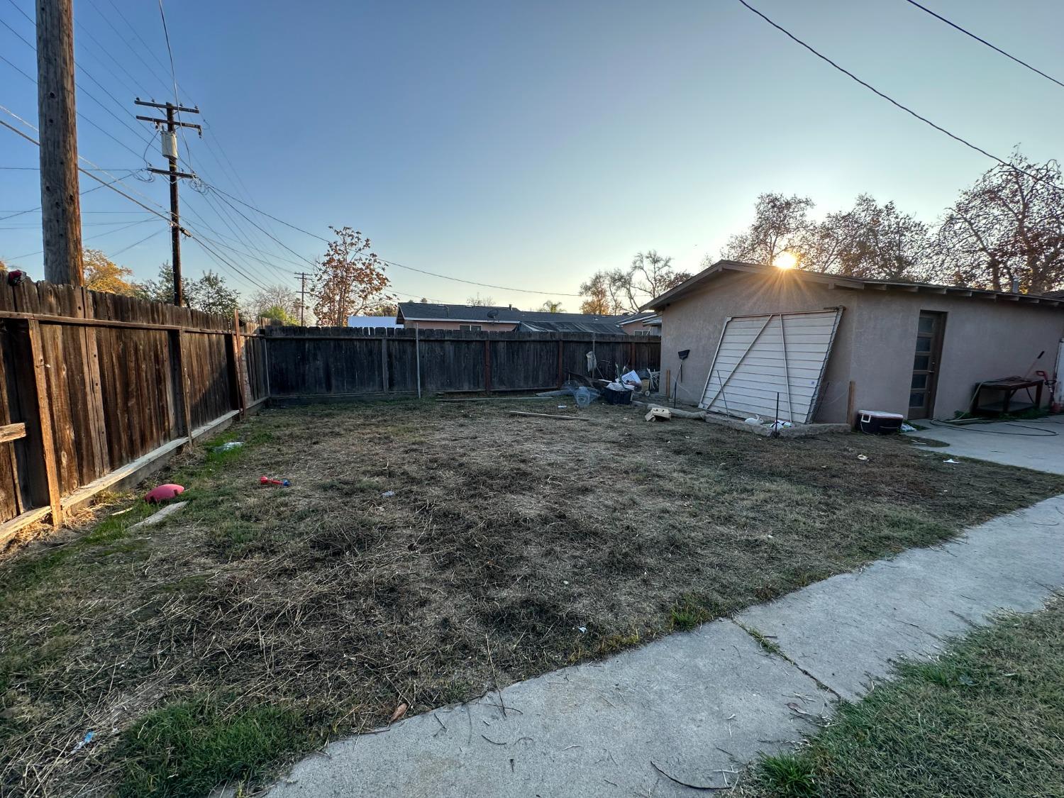 Detail Gallery Image 26 of 30 For 405 Colorado Ave, Modesto,  CA 95351 - 3 Beds | 2 Baths