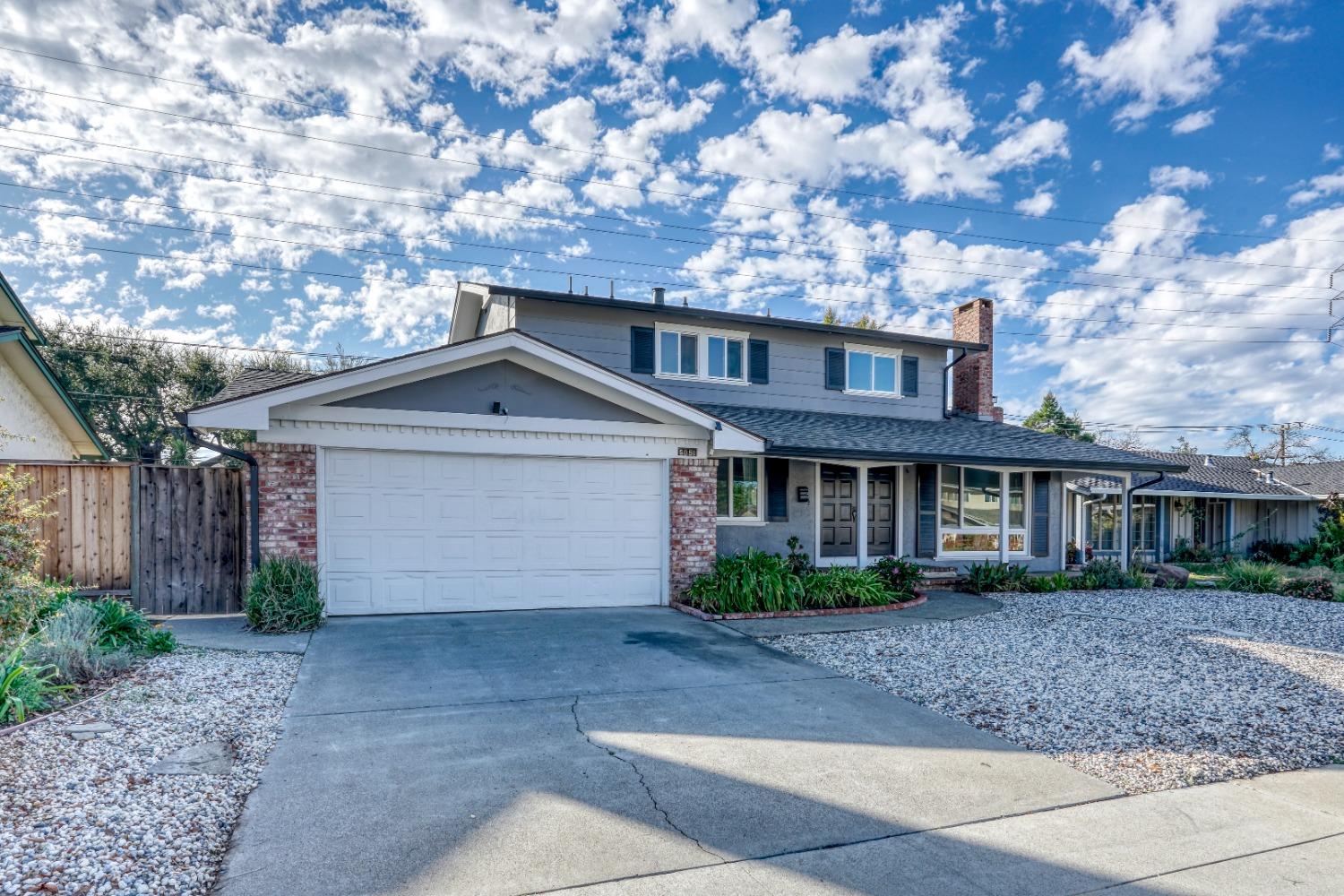 Detail Gallery Image 2 of 50 For 5051 Joseph Ln, San Jose,  CA 95118 - 4 Beds | 3/1 Baths