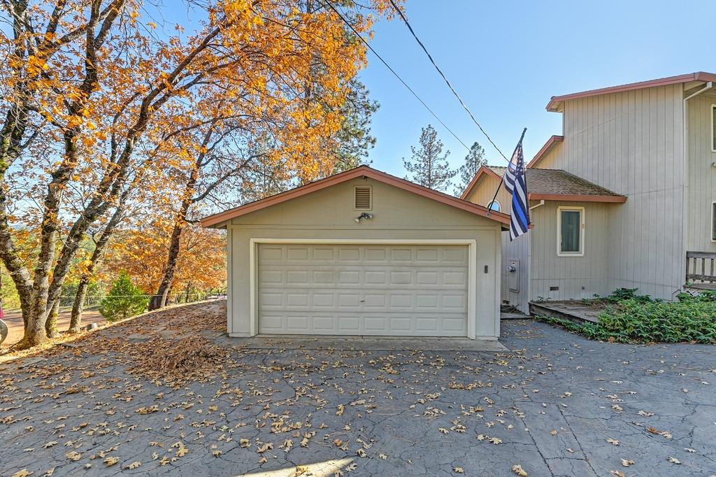 Detail Gallery Image 6 of 43 For 6415 Green Leaf Ln, Foresthill,  CA 95631 - 2 Beds | 2 Baths