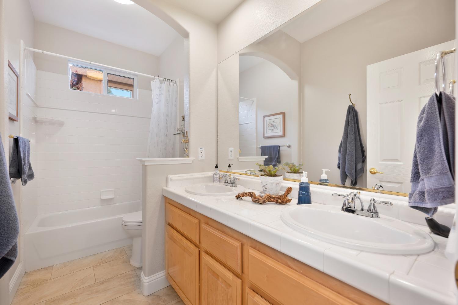 Detail Gallery Image 28 of 76 For 15009 Fuente De Paz #4,  Sloughhouse,  CA 95683 - 3 Beds | 2 Baths