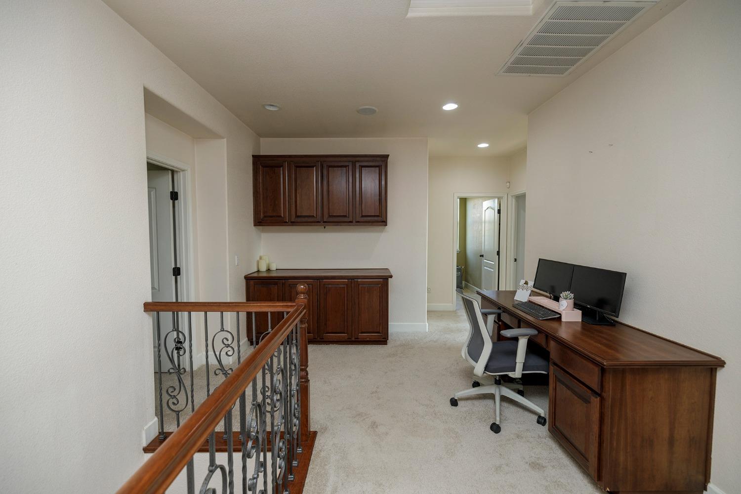 Detail Gallery Image 31 of 61 For 103 Belluno Dr, Stockton,  CA 95209 - 4 Beds | 2/1 Baths