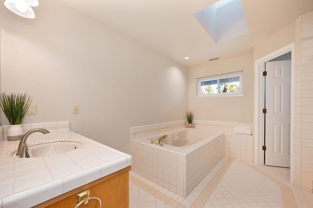 Detail Gallery Image 44 of 71 For 6301 Rio Blanco Dr, Rancho Murieta,  CA 95683 - 3 Beds | 2/1 Baths