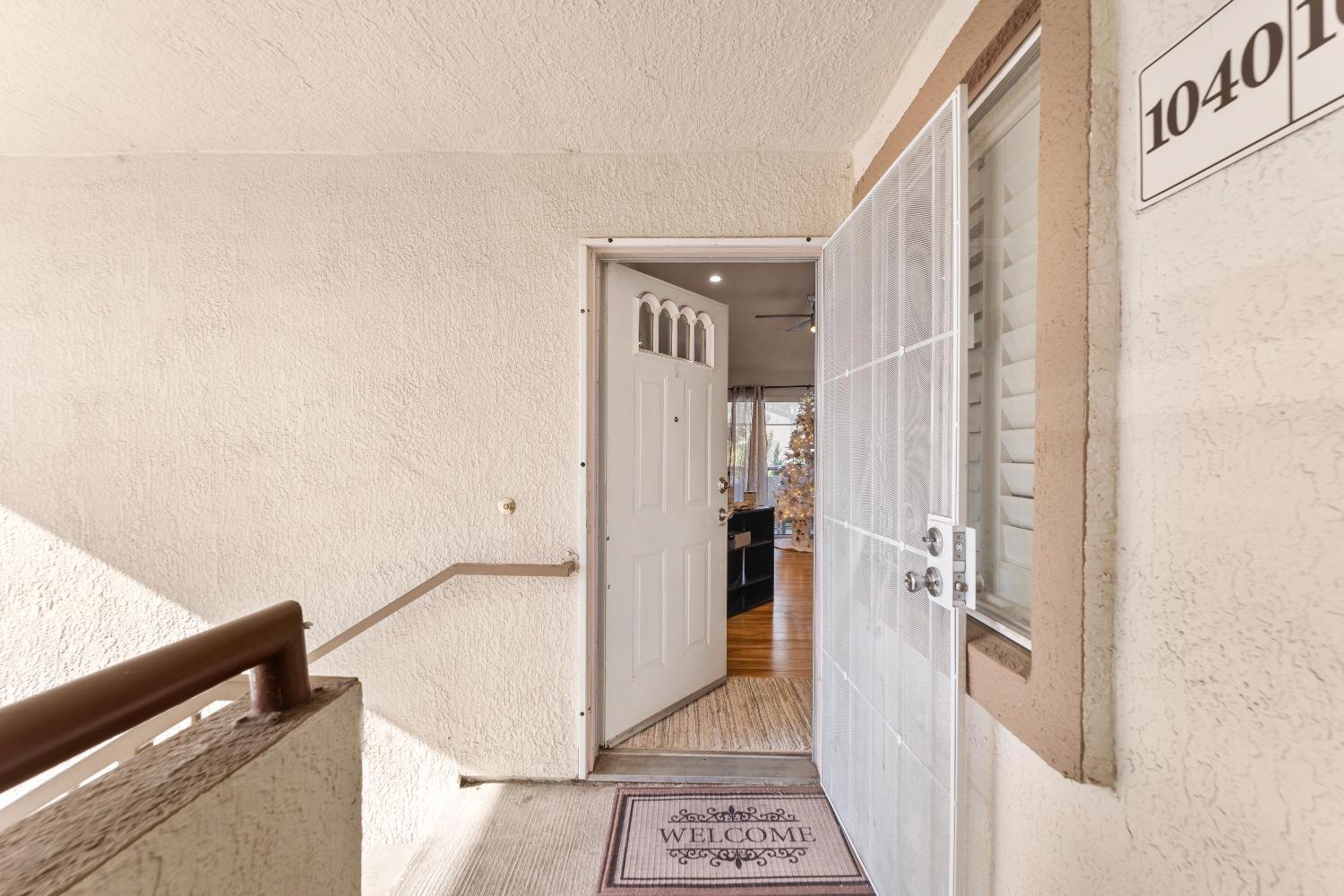 Detail Gallery Image 3 of 29 For 8020 Walerga Rd #1040,  Antelope,  CA 95843 - 2 Beds | 2 Baths