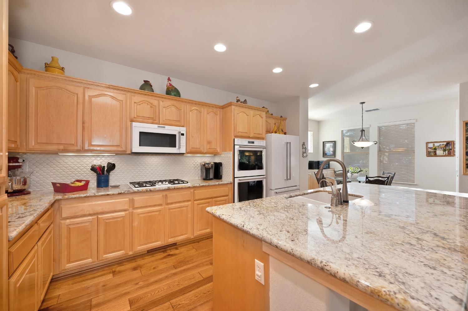 Detail Gallery Image 33 of 76 For 15009 Fuente De Paz #4,  Sloughhouse,  CA 95683 - 3 Beds | 2 Baths