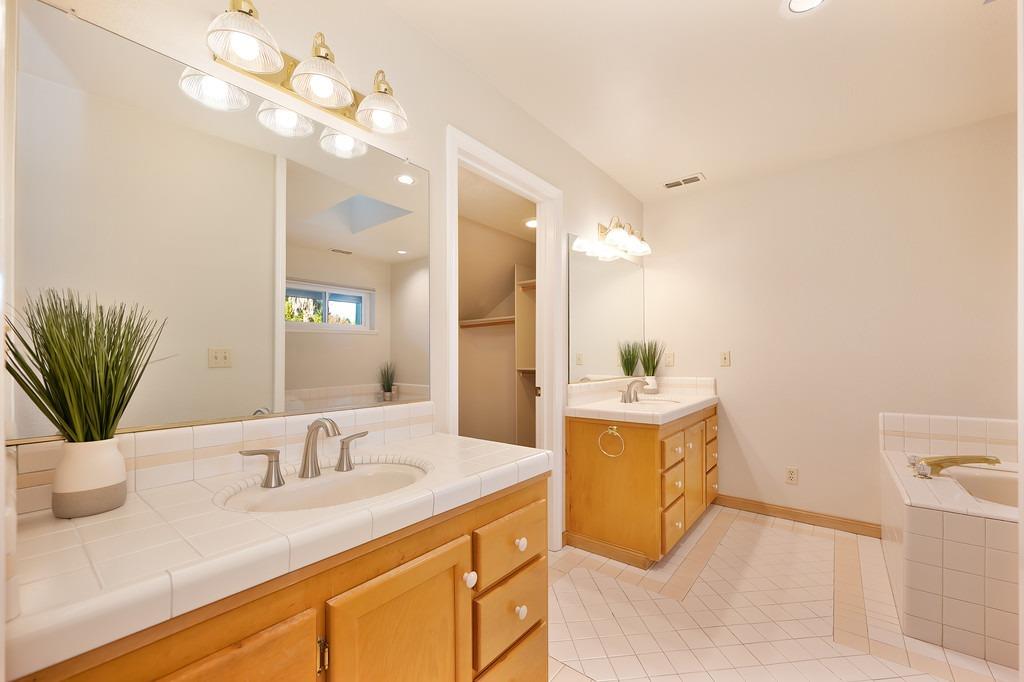 Detail Gallery Image 42 of 71 For 6301 Rio Blanco Dr, Rancho Murieta,  CA 95683 - 3 Beds | 2/1 Baths