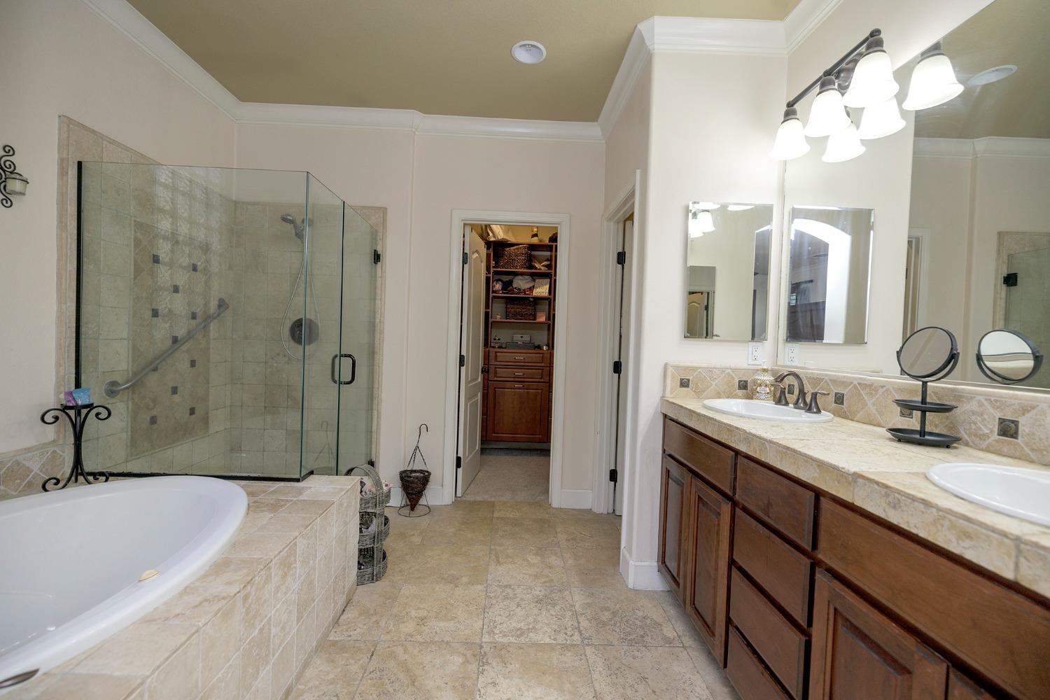 Detail Gallery Image 37 of 61 For 103 Belluno Dr, Stockton,  CA 95209 - 4 Beds | 2/1 Baths