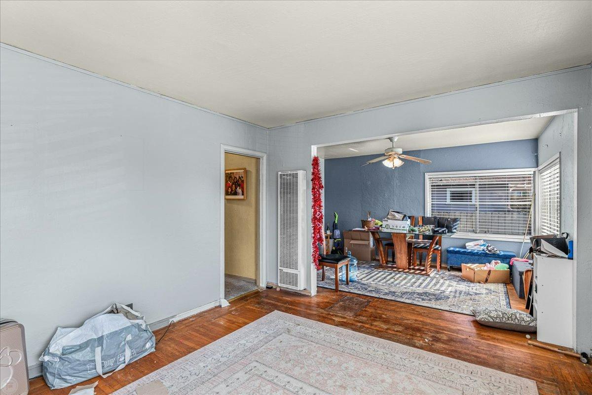 Detail Gallery Image 11 of 32 For 2107 Ohio Ave, Richmond,  CA 94804 - 2 Beds | 1/1 Baths