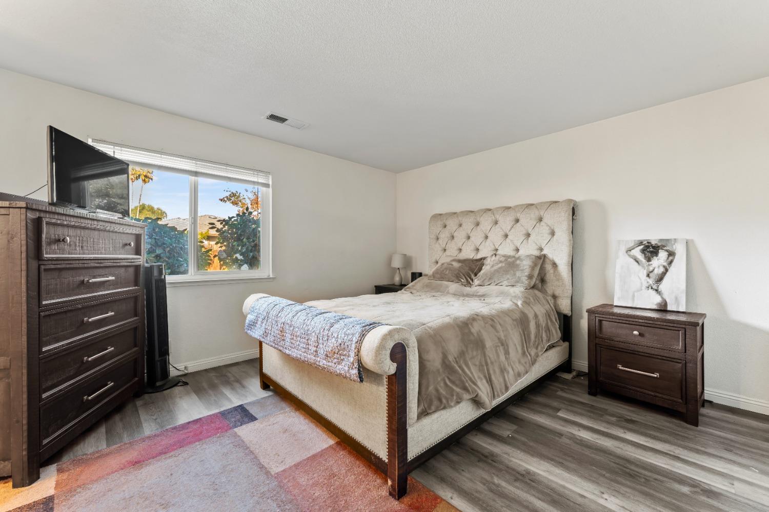 Detail Gallery Image 18 of 30 For 1139 Bradford Cir, Lodi,  CA 95240 - 4 Beds | 2 Baths