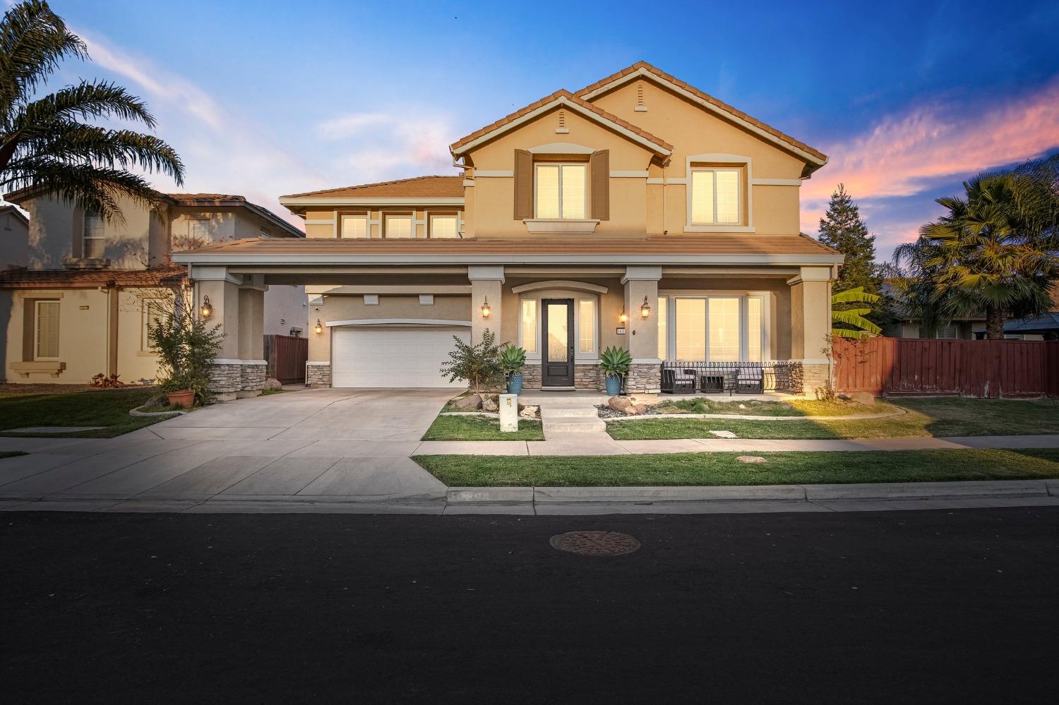 Detail Gallery Image 1 of 51 For 16834 Train Station Ct, Lathrop,  CA 95330 - 5 Beds | 3/1 Baths