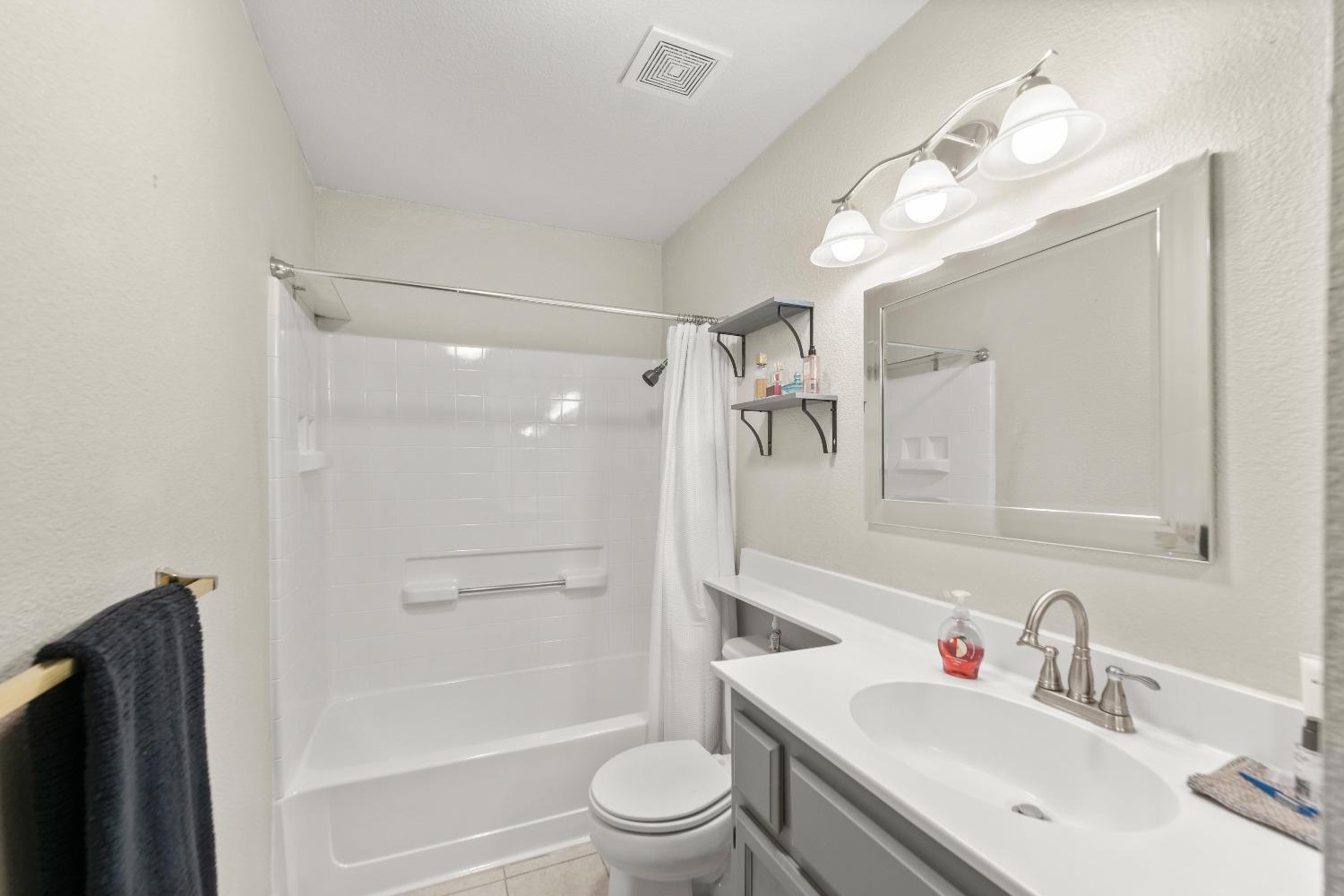 Detail Gallery Image 20 of 29 For 8020 Walerga Rd #1040,  Antelope,  CA 95843 - 2 Beds | 2 Baths