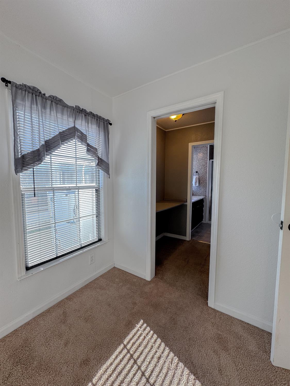 Detail Gallery Image 32 of 71 For 7420 Newport, Sacramento,  CA 95842 - 2 Beds | 2 Baths