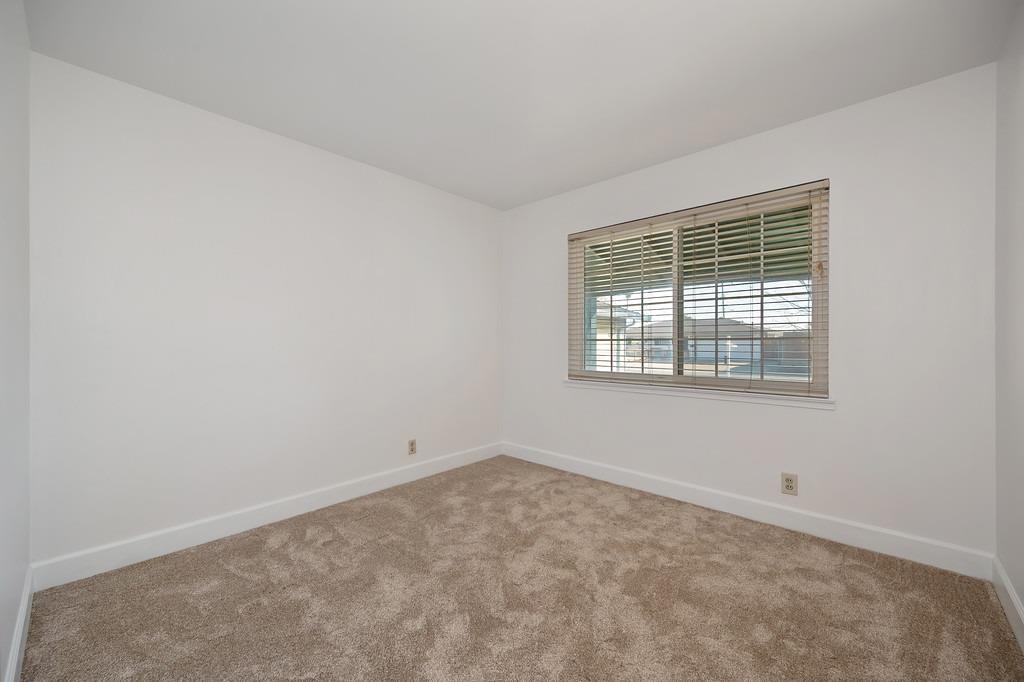 Detail Gallery Image 15 of 43 For 6445 Everest Way, Sacramento,  CA 95842 - 3 Beds | 2 Baths