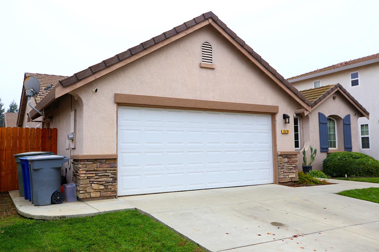 Detail Gallery Image 4 of 78 For 3578 Santiago, Merced,  CA 95348 - 3 Beds | 2 Baths