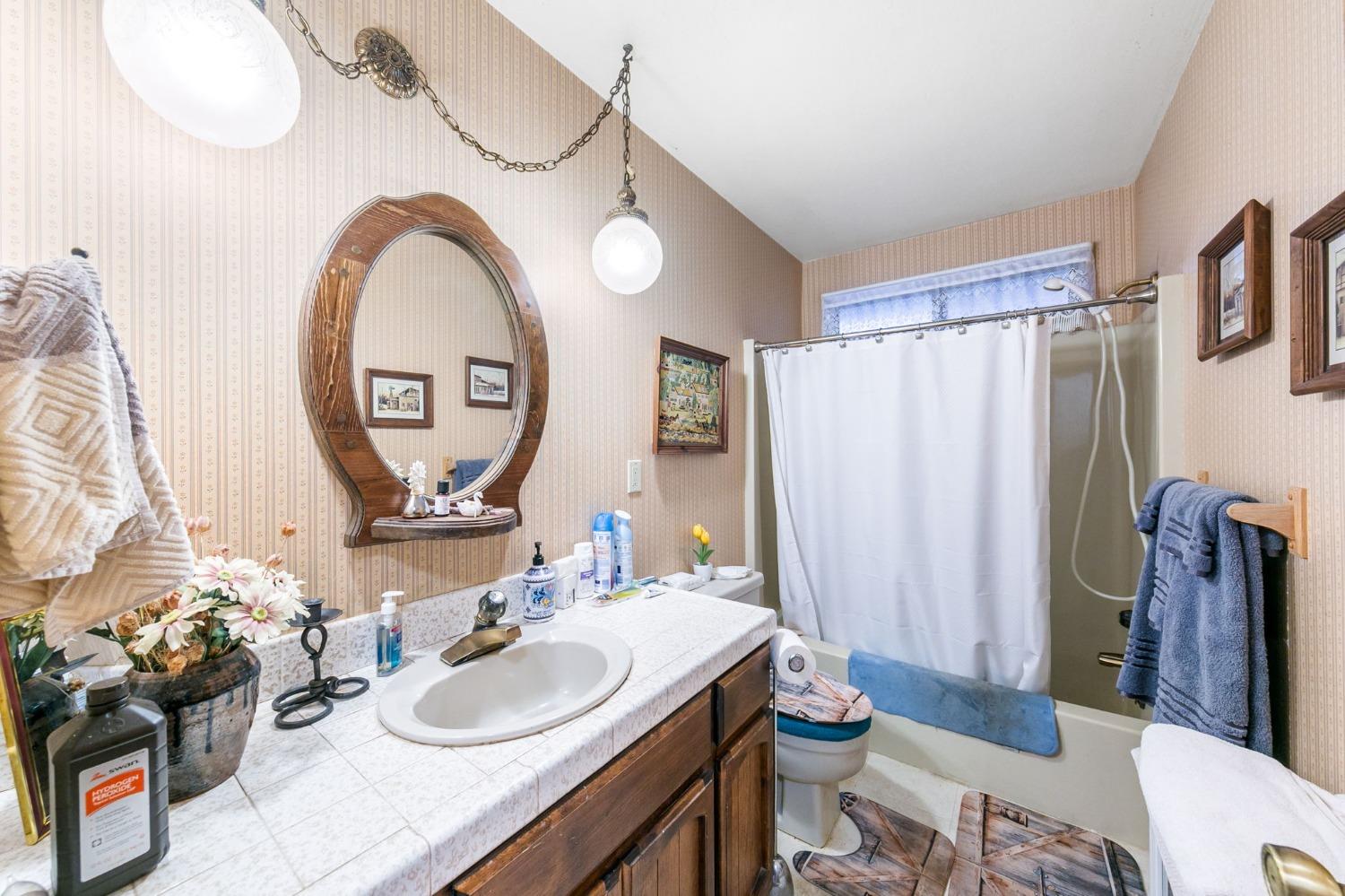 Detail Gallery Image 9 of 21 For 4660 Chrome Ridge Ct, Placerville,  CA 95667 - 2 Beds | 2 Baths