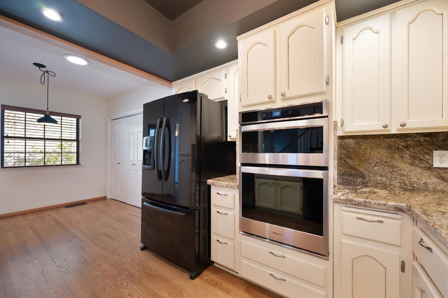 Detail Gallery Image 19 of 52 For 293 Castlewood Cir, Roseville,  CA 95678 - 2 Beds | 2/1 Baths