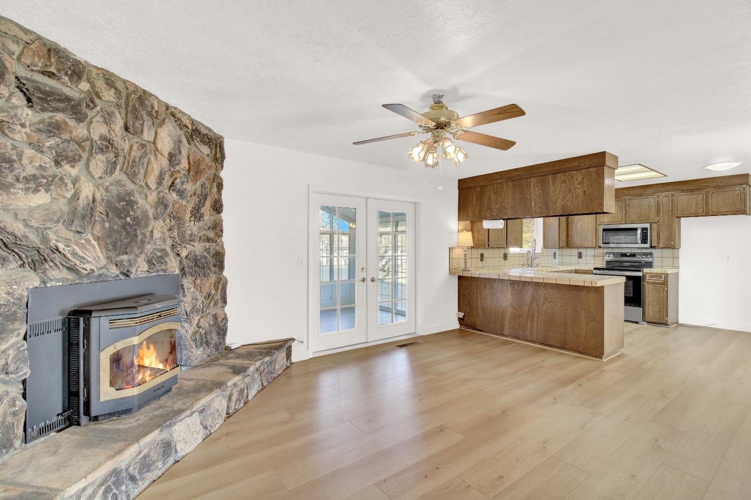 Detail Gallery Image 7 of 61 For 11025 Mann Rd, Wilton,  CA 95693 - 3 Beds | 2 Baths