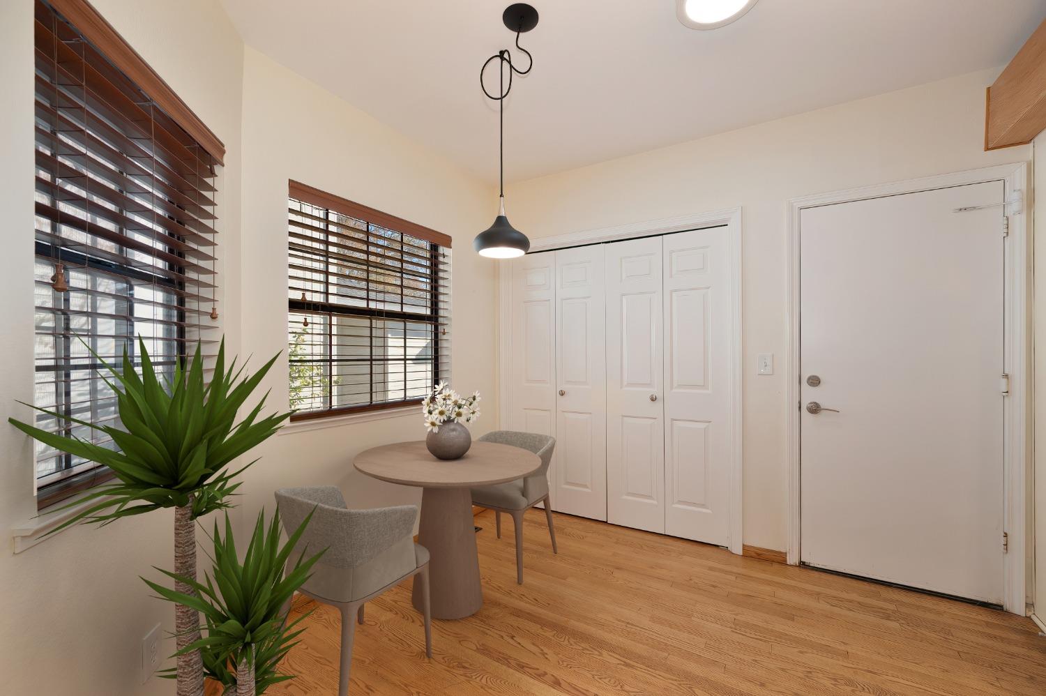 Detail Gallery Image 21 of 52 For 293 Castlewood Cir, Roseville,  CA 95678 - 2 Beds | 2/1 Baths