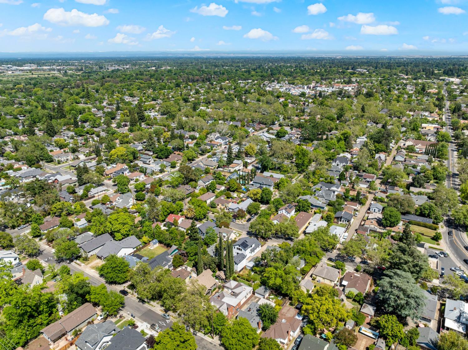 Detail Gallery Image 64 of 74 For 700 42nd St, Sacramento,  CA 95819 - 4 Beds | 3 Baths