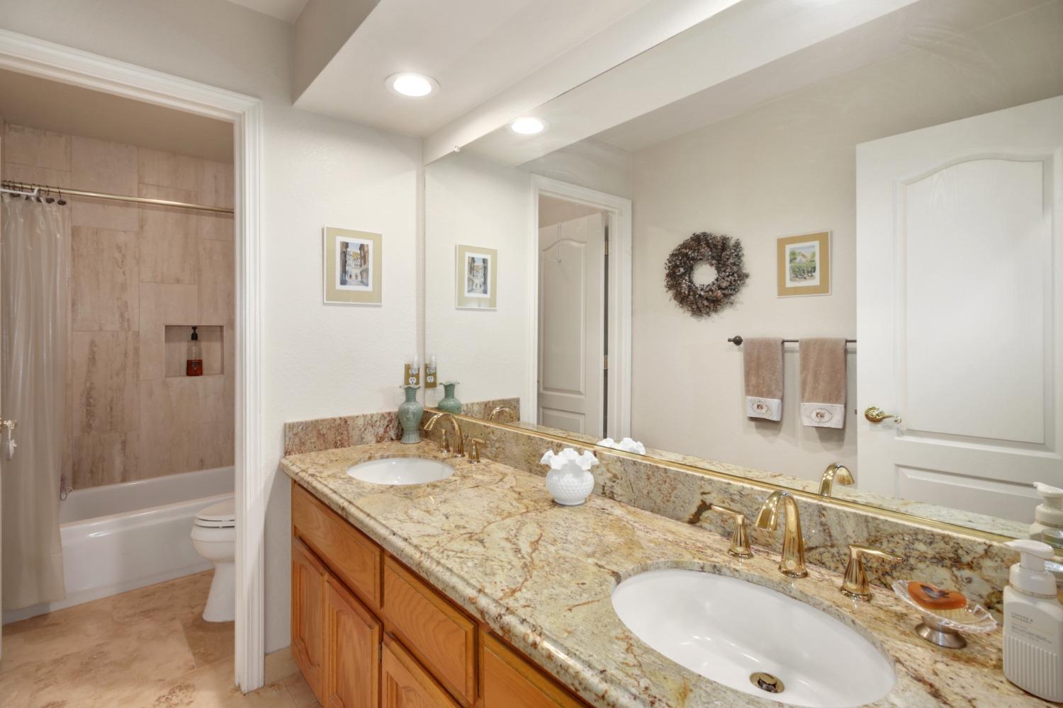 Detail Gallery Image 18 of 22 For 182 John Henry Cir, Folsom,  CA 95630 - 4 Beds | 2 Baths