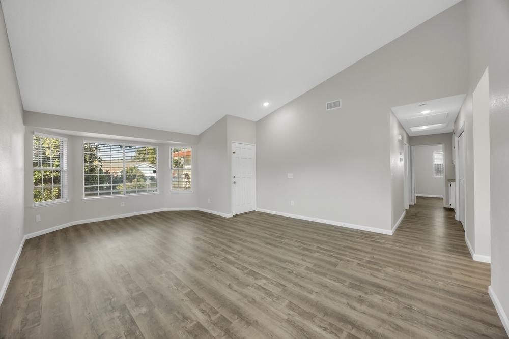 Detail Gallery Image 9 of 45 For 7044 Patience Ct, Sacramento,  CA 95842 - 4 Beds | 2 Baths