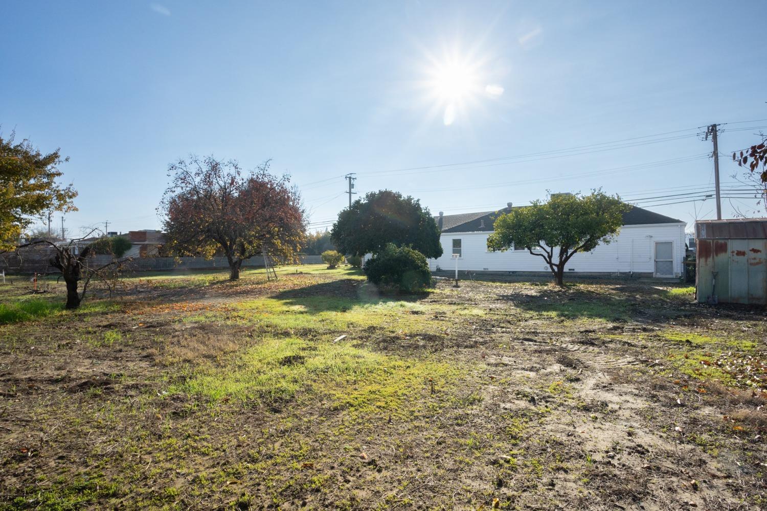 Colusa Highway, Yuba City, California image 33