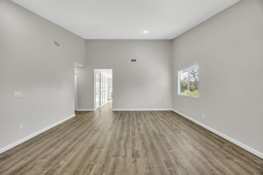 Detail Gallery Image 10 of 45 For 7044 Patience Ct, Sacramento,  CA 95842 - 4 Beds | 2 Baths