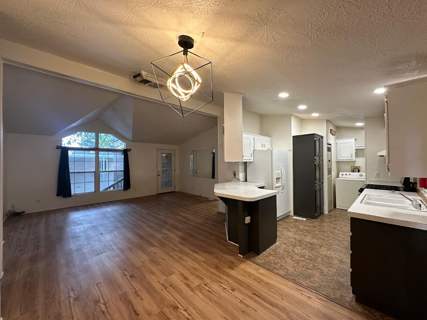 Detail Gallery Image 14 of 22 For 2920 Clark 19k, Butte Valley,  CA 95965 - 3 Beds | 2 Baths