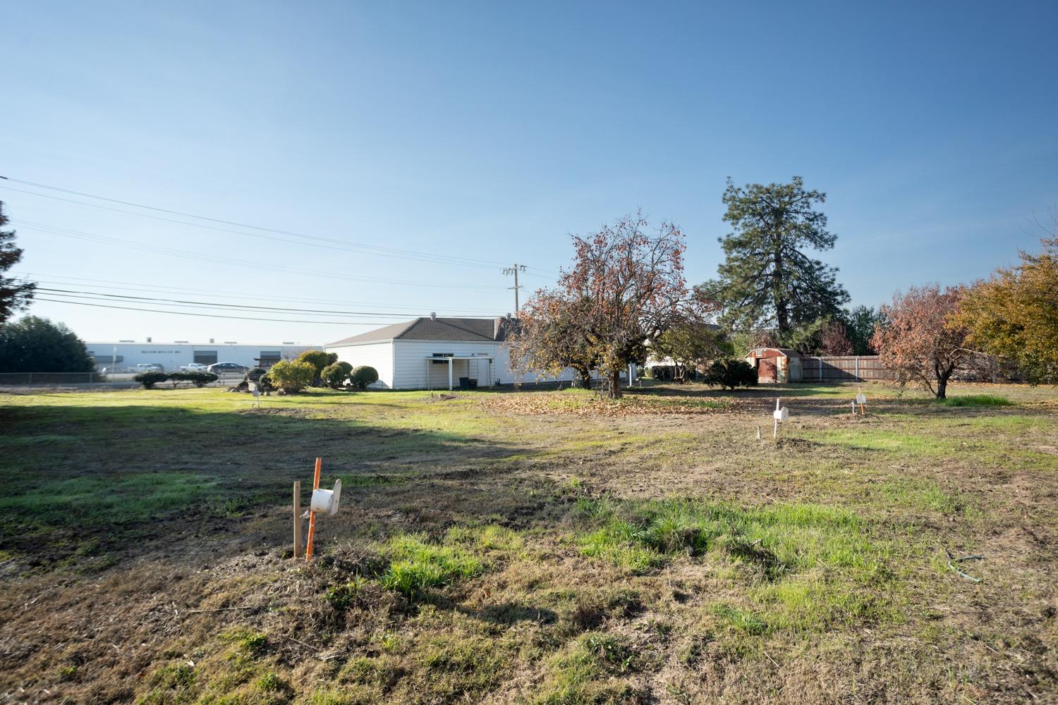 Colusa Highway, Yuba City, California image 34