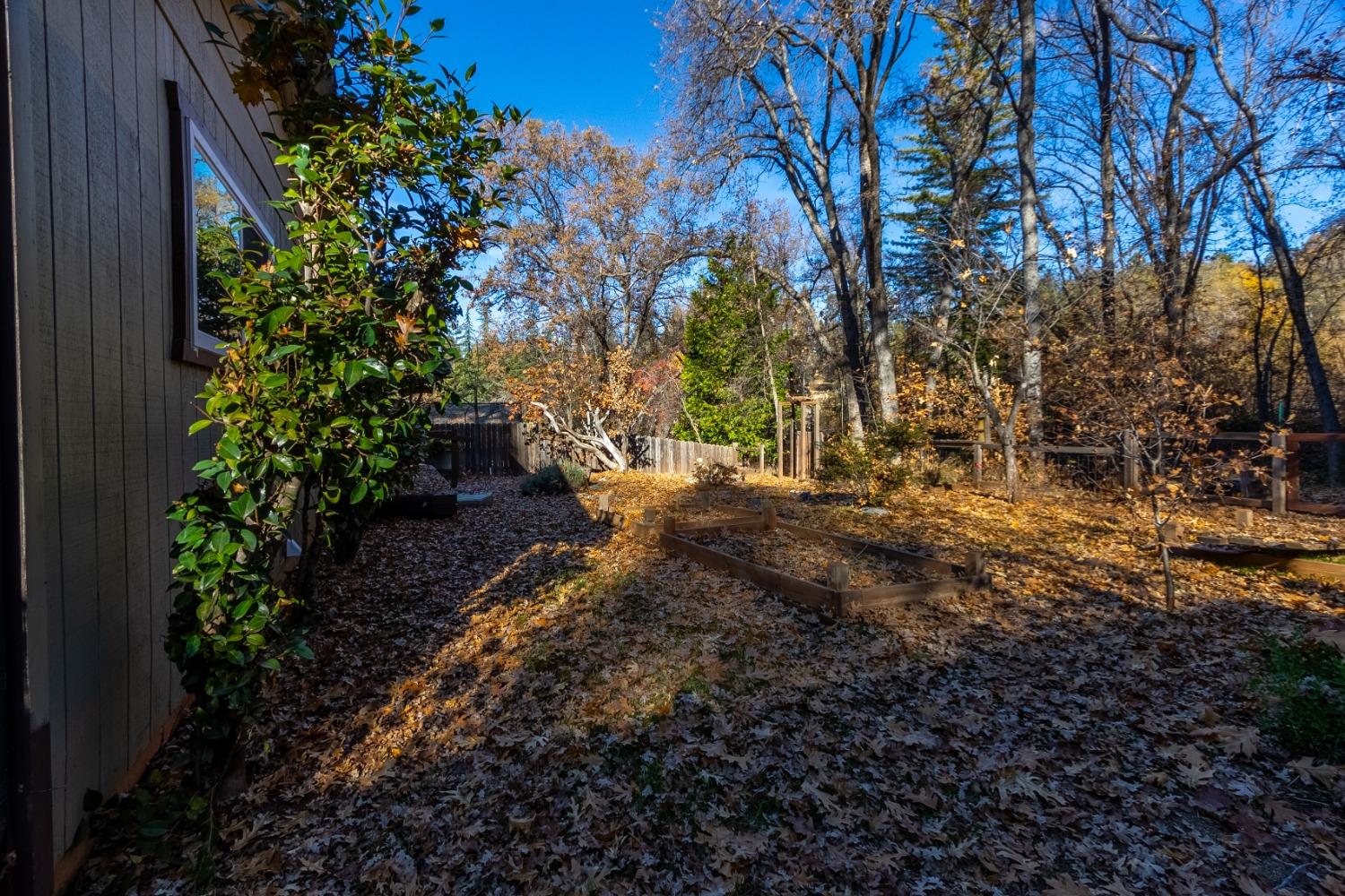 Detail Gallery Image 39 of 41 For 2873 Camino Heights Dr, Camino,  CA 95709 - 3 Beds | 2 Baths