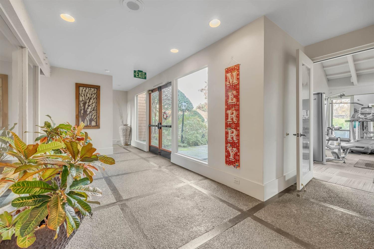 Detail Gallery Image 36 of 41 For 871 E Woodside Ln #4,  Sacramento,  CA 95825 - 1 Beds | 1 Baths