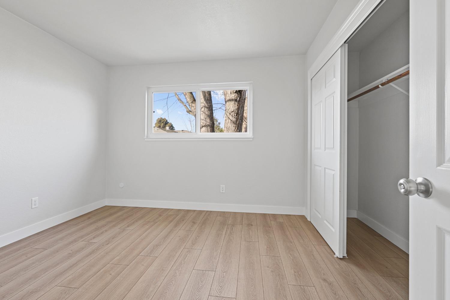 Detail Gallery Image 7 of 14 For 3452 Gates Way, Sacramento,  CA 95832 - 3 Beds | 1 Baths