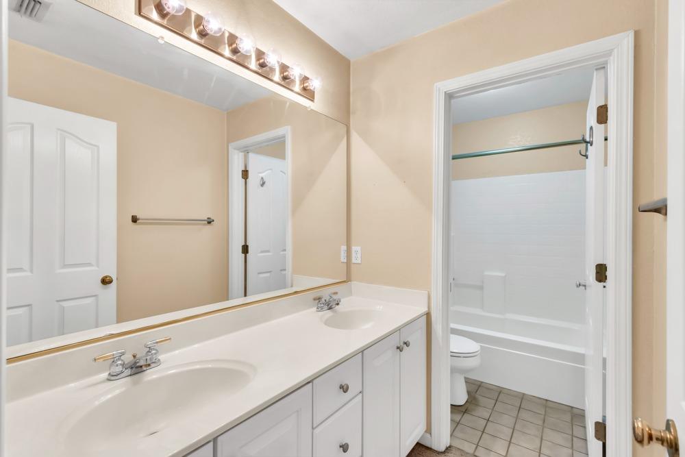 Detail Gallery Image 36 of 61 For 8759 Carissa Way, Elk Grove,  CA 95624 - 4 Beds | 2 Baths