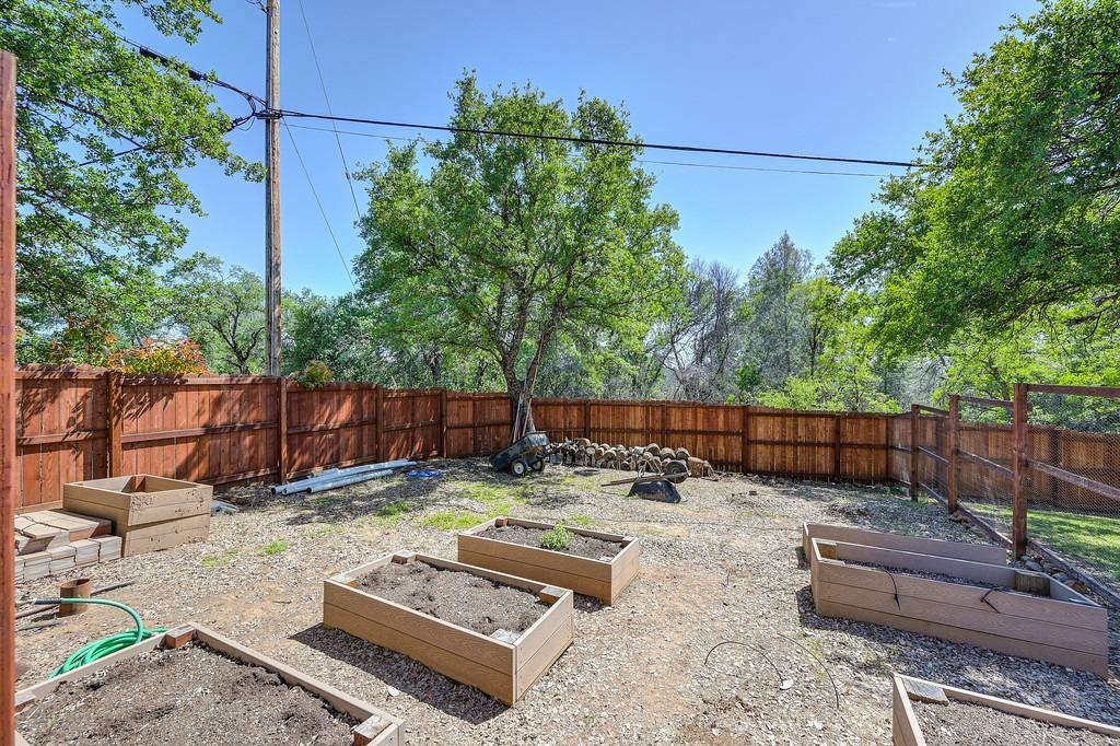 Detail Gallery Image 33 of 67 For 2721 Dyer Way, Placerville,  CA 95667 - 3 Beds | 2 Baths