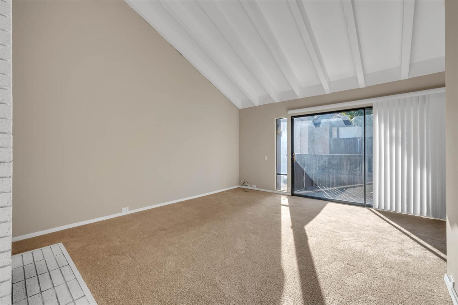 Detail Gallery Image 11 of 41 For 871 E Woodside Ln #4,  Sacramento,  CA 95825 - 1 Beds | 1 Baths