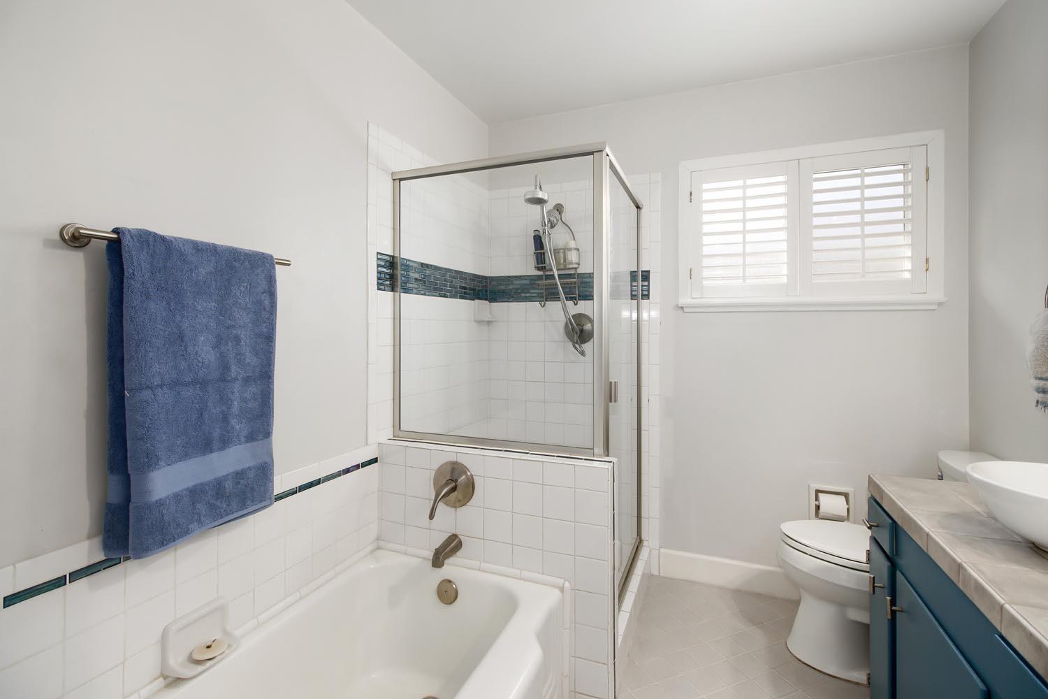 Detail Gallery Image 25 of 39 For 3708 Huff Way, Sacramento,  CA 95821 - 3 Beds | 2 Baths