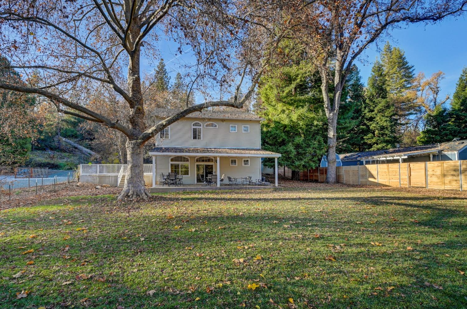 Detail Gallery Image 7 of 36 For 21965 Sawmill Flat Rd, Sonora,  CA 95370 - 5 Beds | 4 Baths