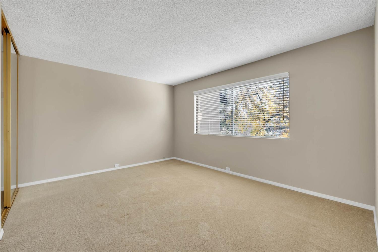 Detail Gallery Image 20 of 41 For 871 E Woodside Ln #4,  Sacramento,  CA 95825 - 1 Beds | 1 Baths