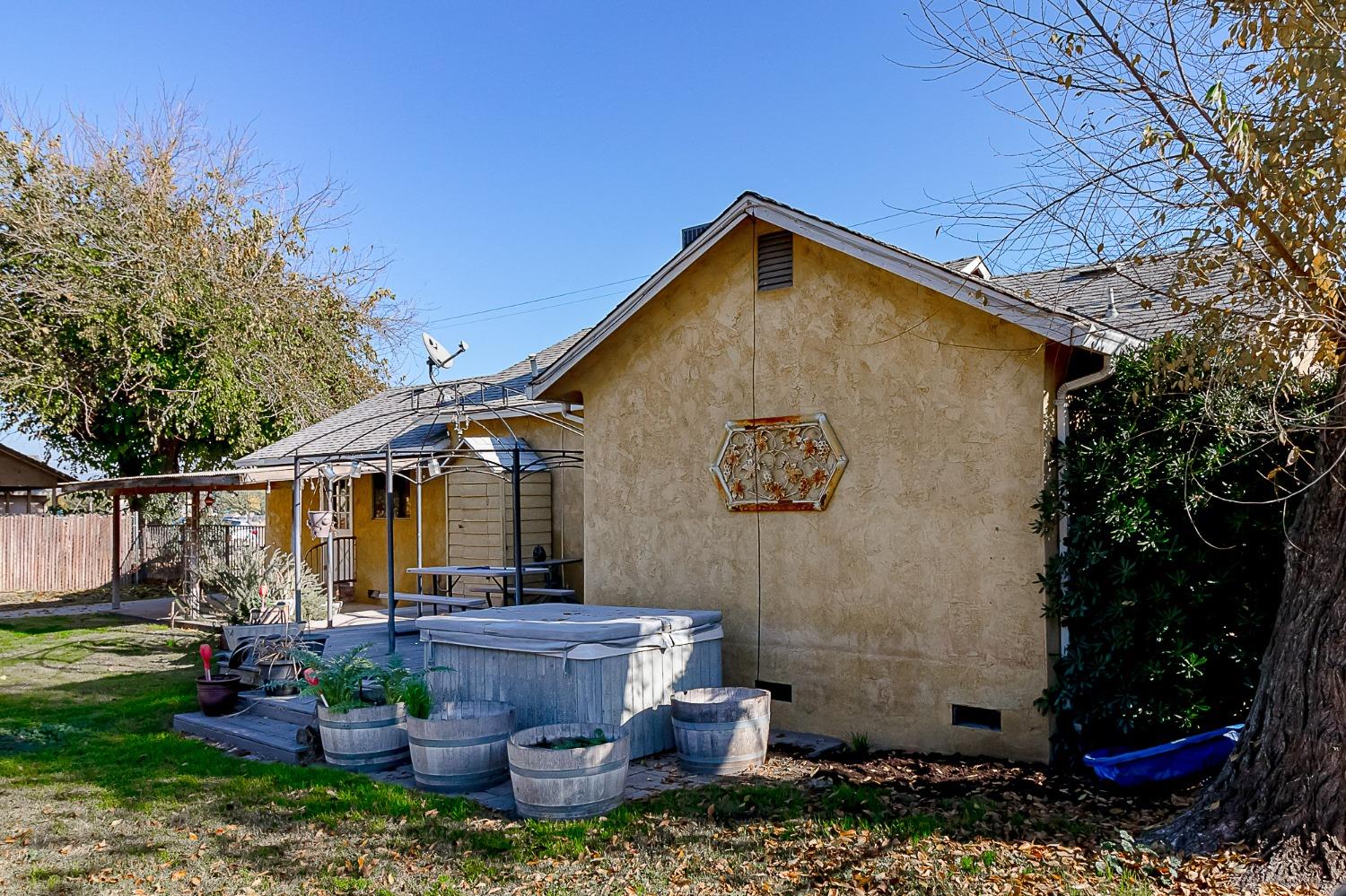 Detail Gallery Image 34 of 37 For 7937 S Endow Rd, French Camp,  CA 95231 - 3 Beds | 2 Baths