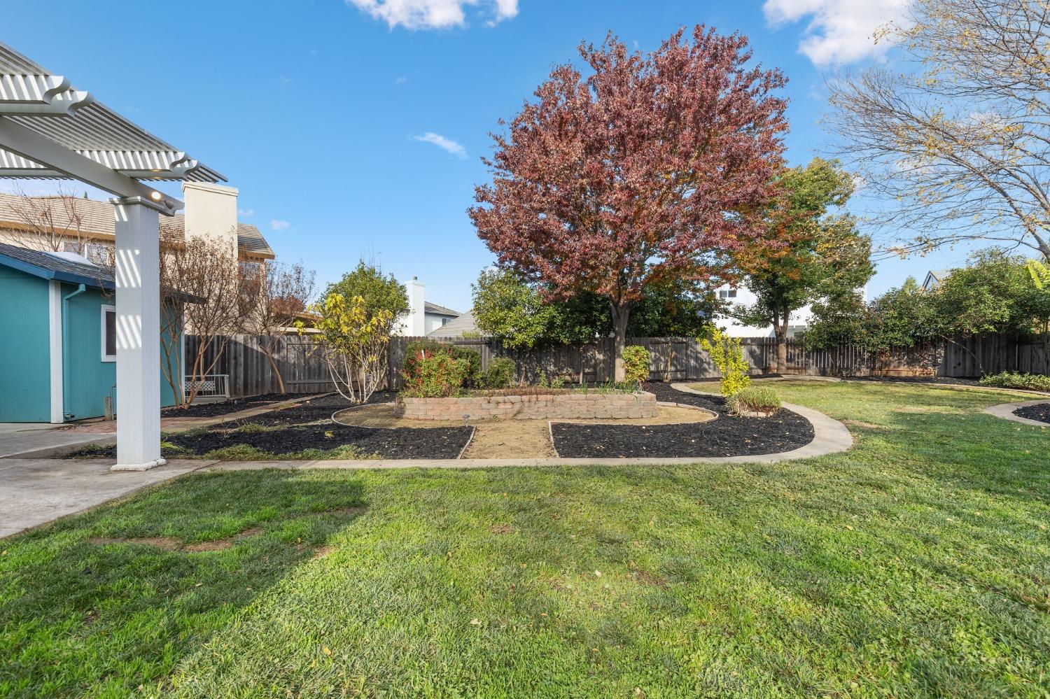 Detail Gallery Image 28 of 55 For 8991 Opal Canyon Ct, Sacramento,  CA 95829 - 4 Beds | 3 Baths