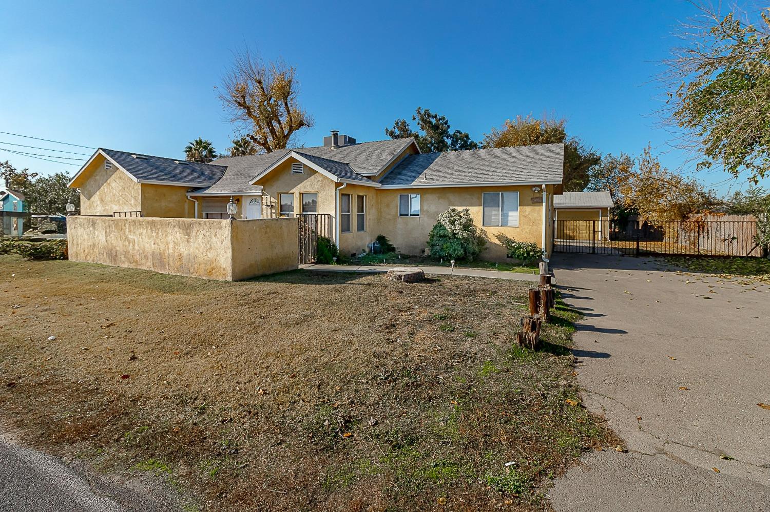 Detail Gallery Image 1 of 37 For 7937 S Endow Rd, French Camp,  CA 95231 - 3 Beds | 2 Baths