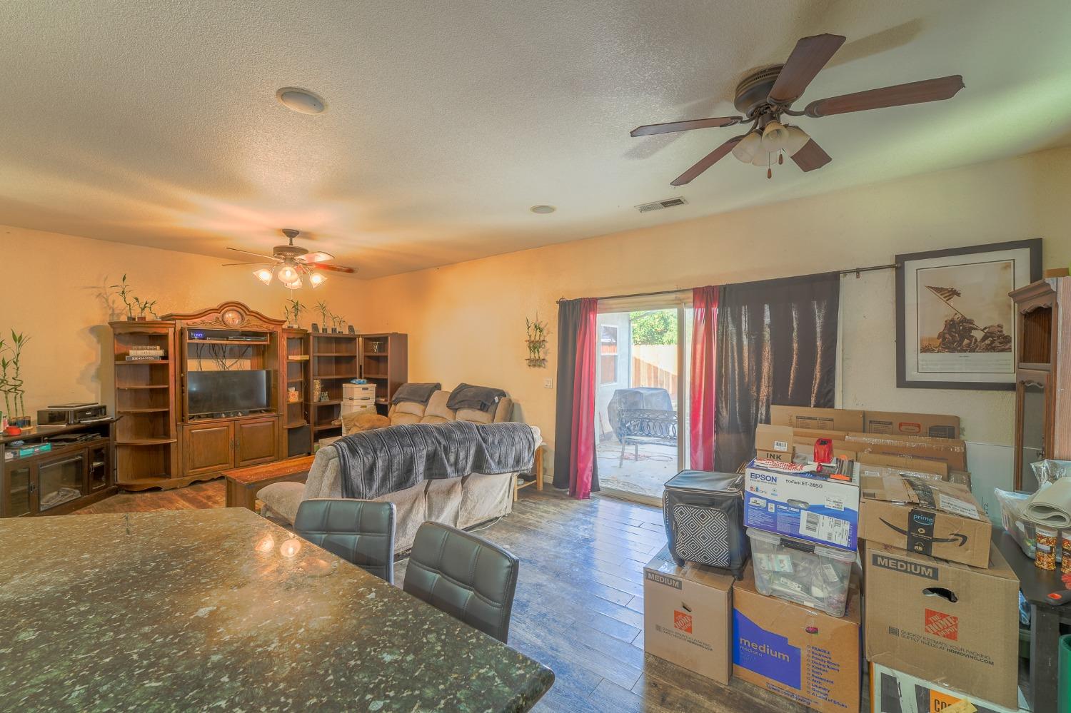 Detail Gallery Image 12 of 26 For 2866 Colton Ct, Merced,  CA 95348 - 3 Beds | 2 Baths