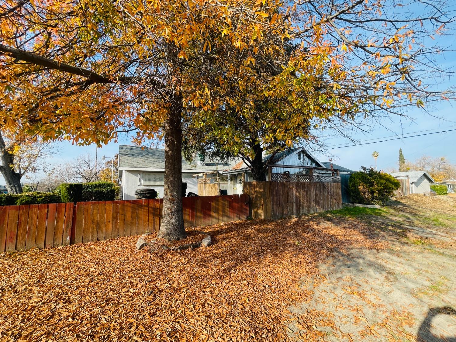 Detail Gallery Image 7 of 36 For 6500 Stoneman Dr, North Highlands,  CA 95660 - 3 Beds | 2 Baths