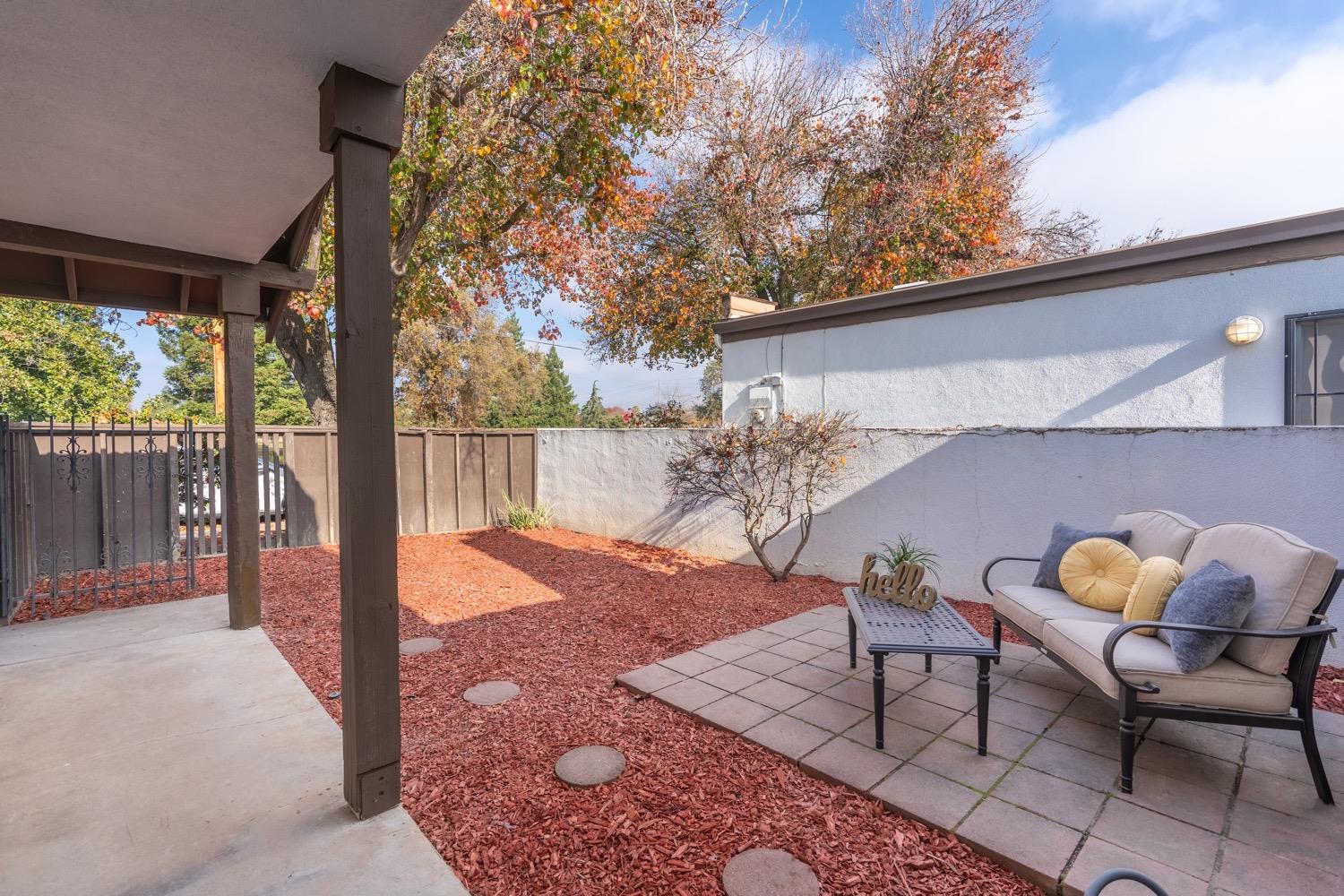 Detail Gallery Image 8 of 22 For 2732 El Pasado, Modesto,  CA 95354 - 2 Beds | 1 Baths