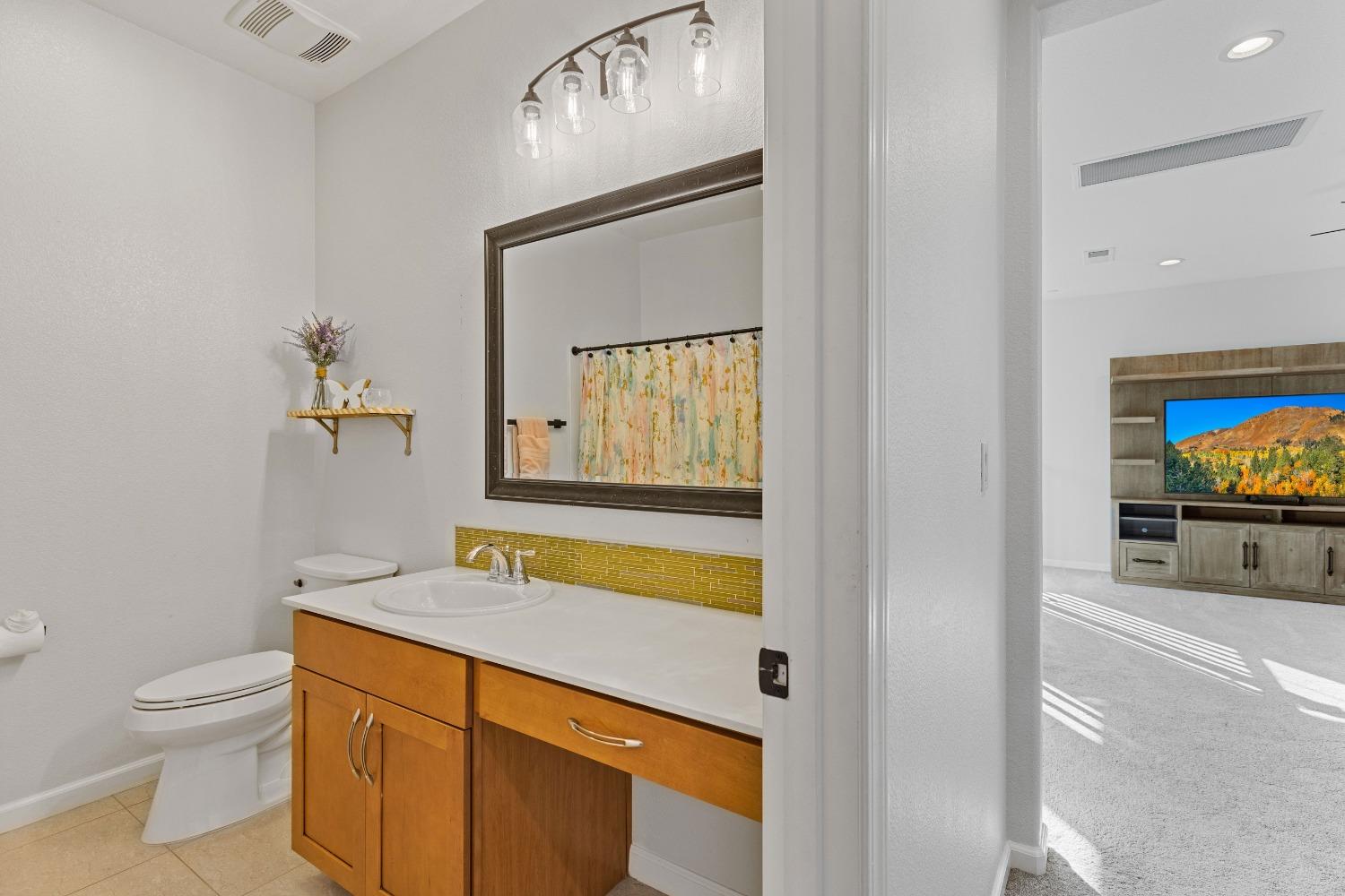 Detail Gallery Image 34 of 56 For 600 Colby Ct, El Dorado Hills,  CA 95762 - 4 Beds | 2/1 Baths