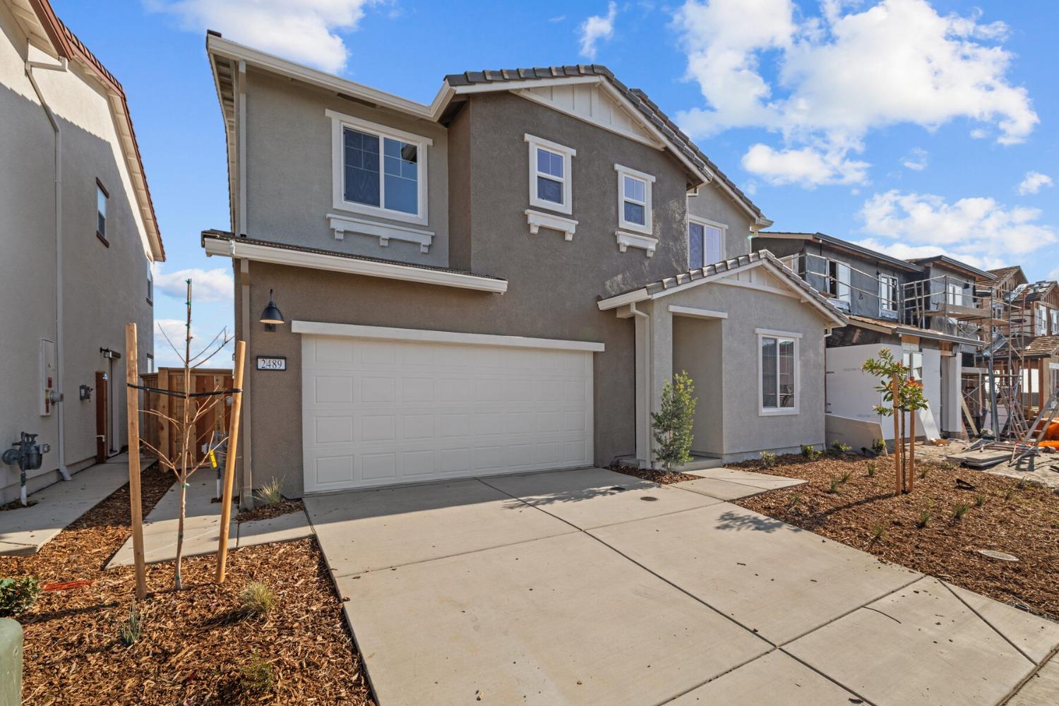 Detail Gallery Image 3 of 35 For 2489 Constellation Cir, Roseville,  CA 95747 - 4 Beds | 3 Baths