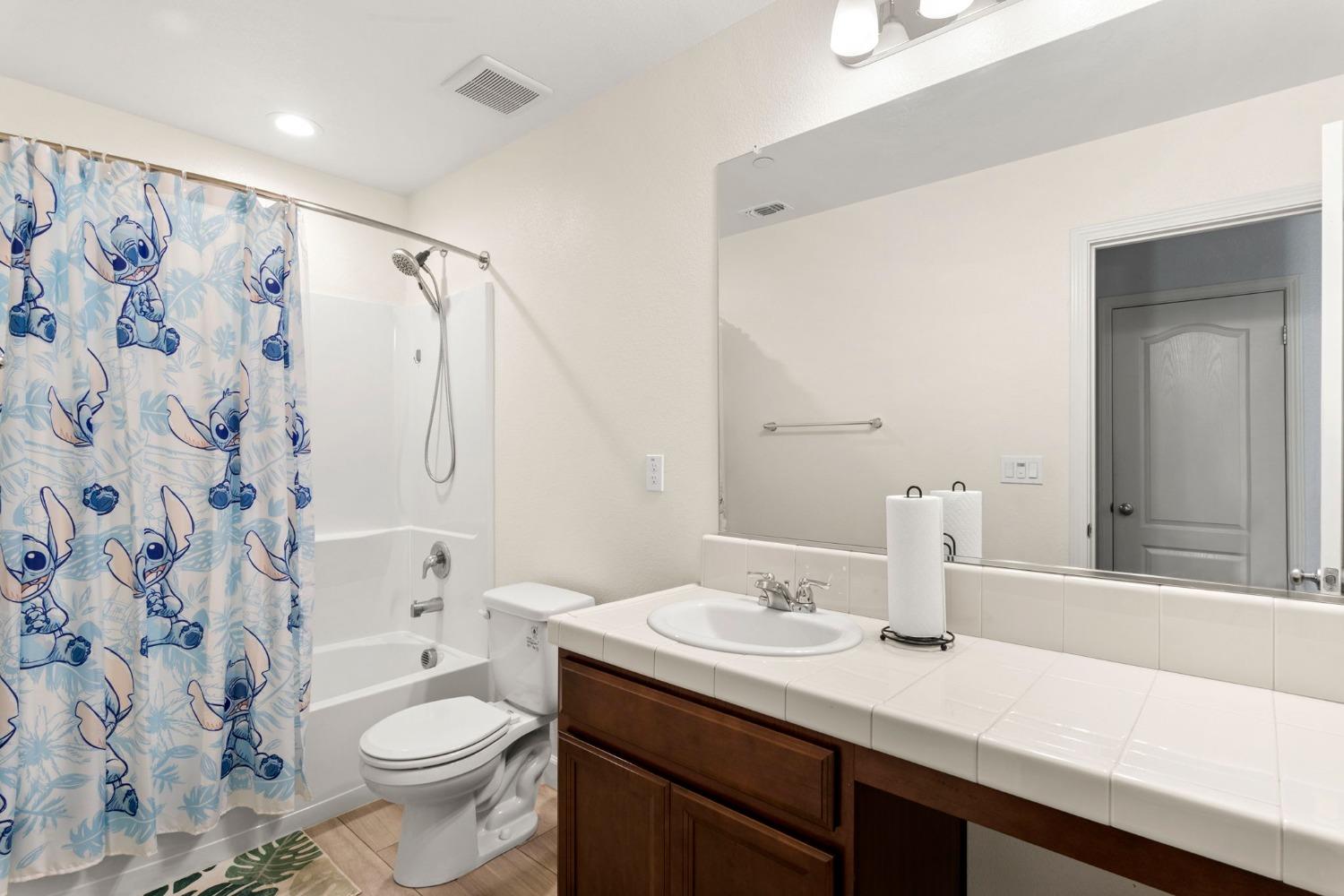 Detail Gallery Image 12 of 29 For 1114 Skyline Ct, Plumas Lake,  CA 95961 - 4 Beds | 2 Baths